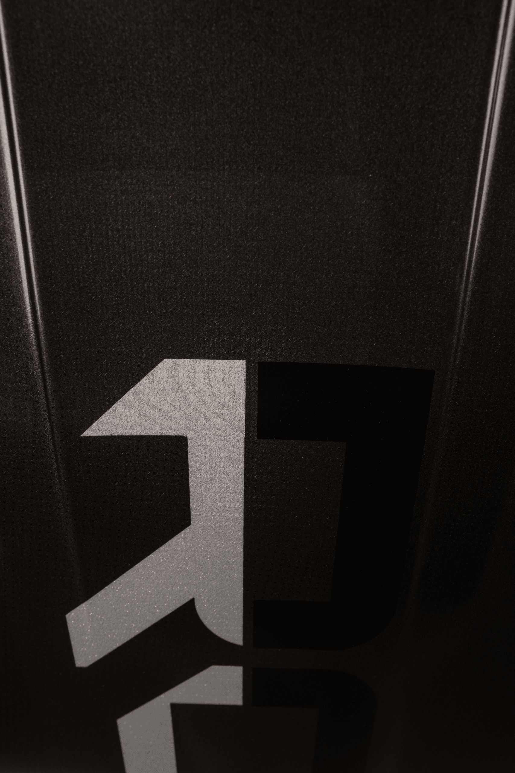 One Legacy Core Gloss/Matte 138