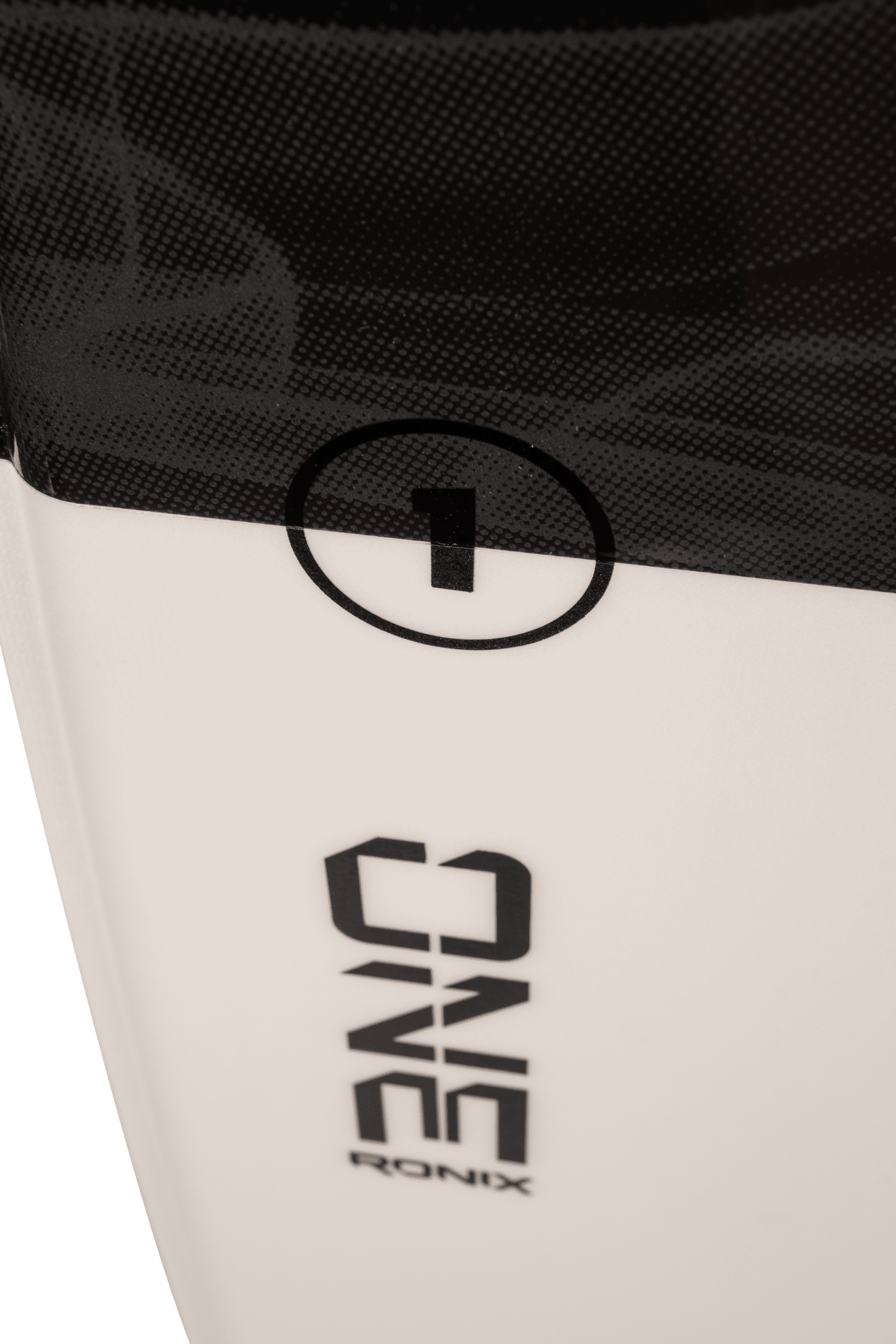 One Legacy Core Gloss/Matte 138